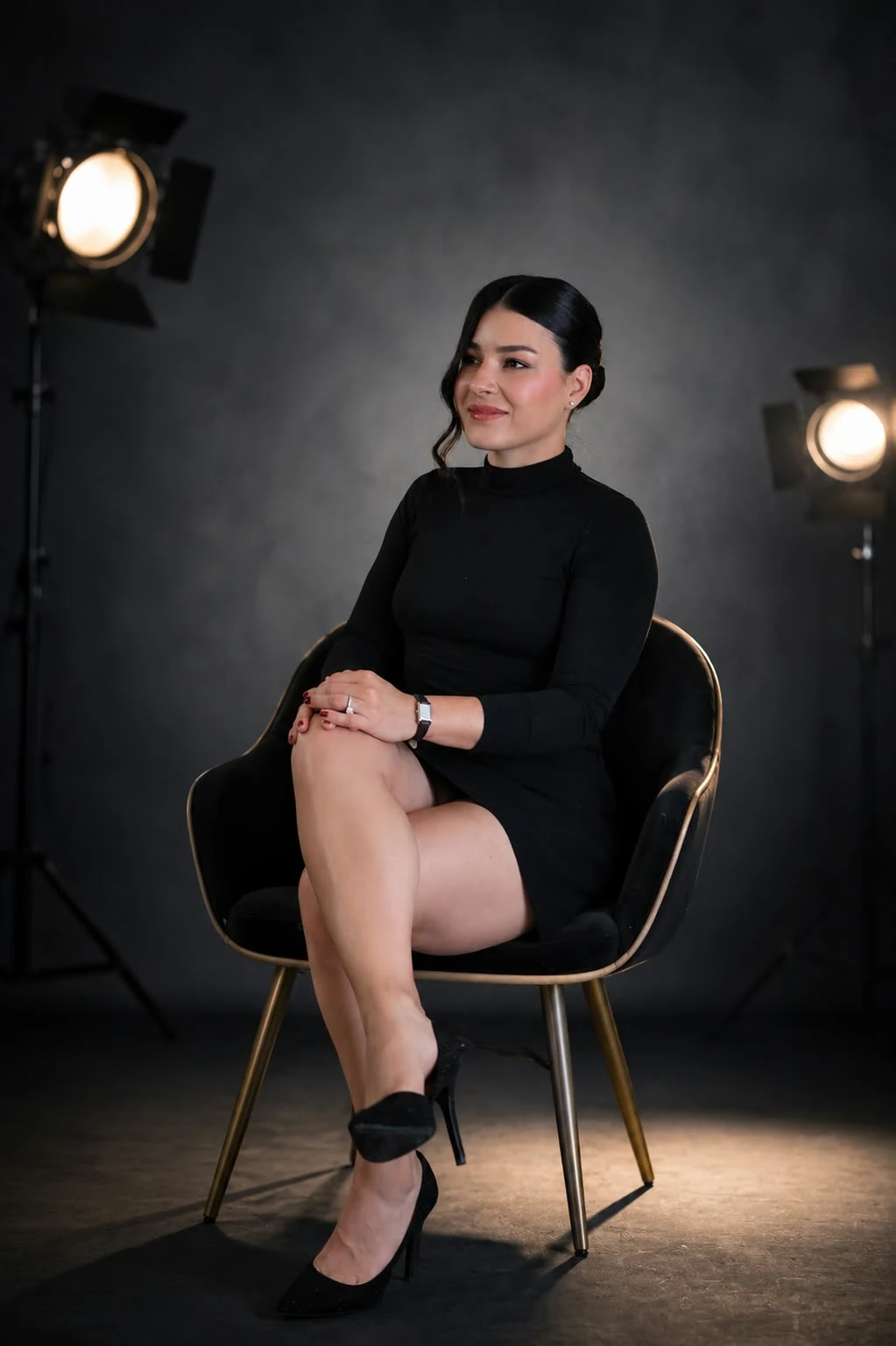 Nailet in her studio portrait session